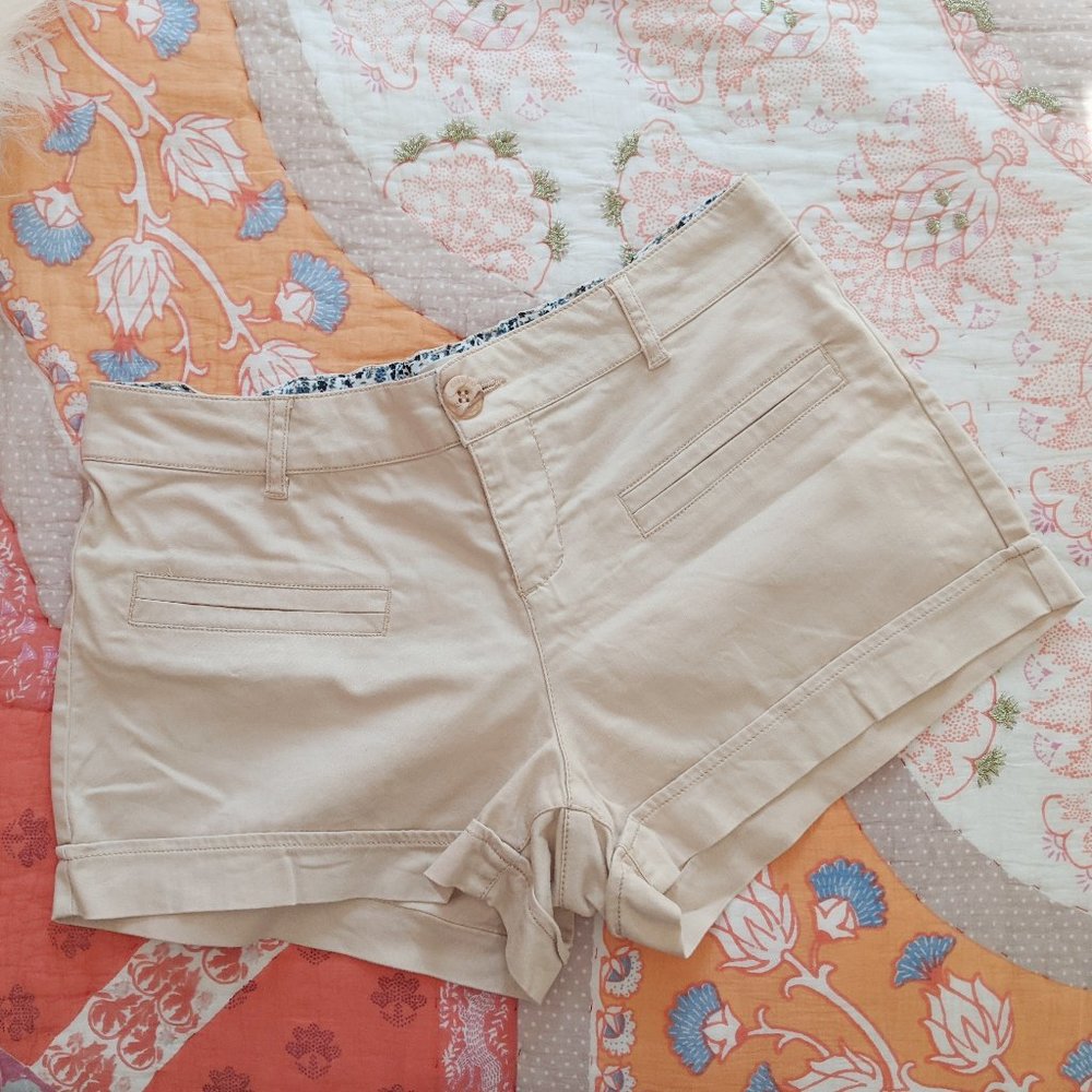 Ci Sono beige pink dress shorts